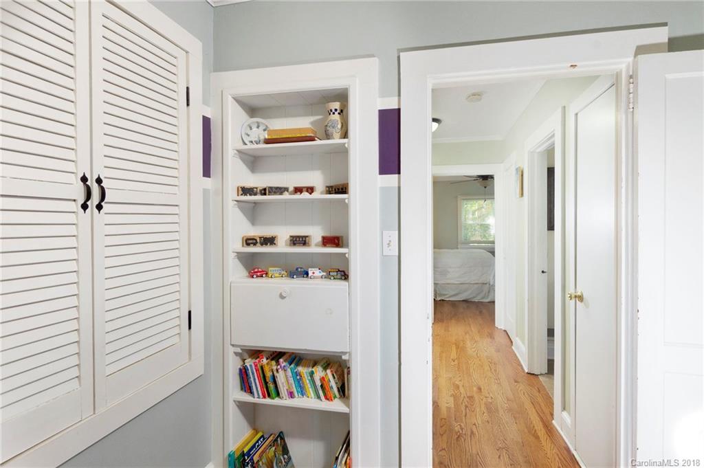 32 Morris Street Asheville NC 28806