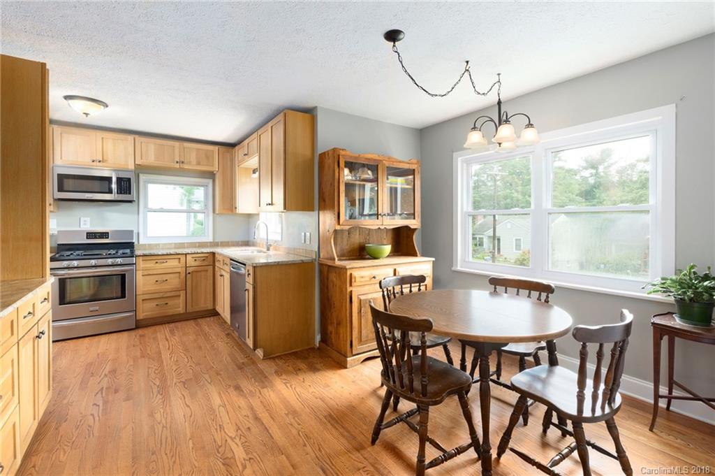 32 Morris Street Asheville NC 28806
