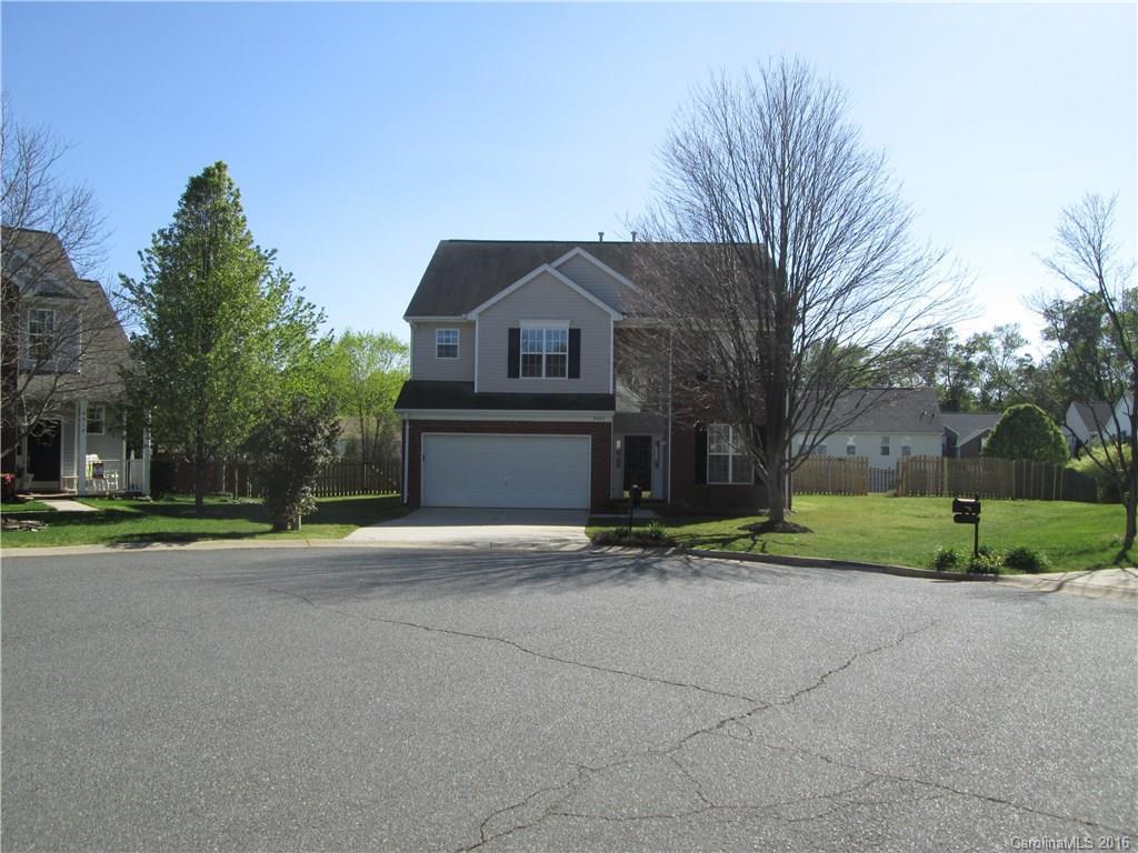 9925 Empire Woods Court Charlotte NC 28277