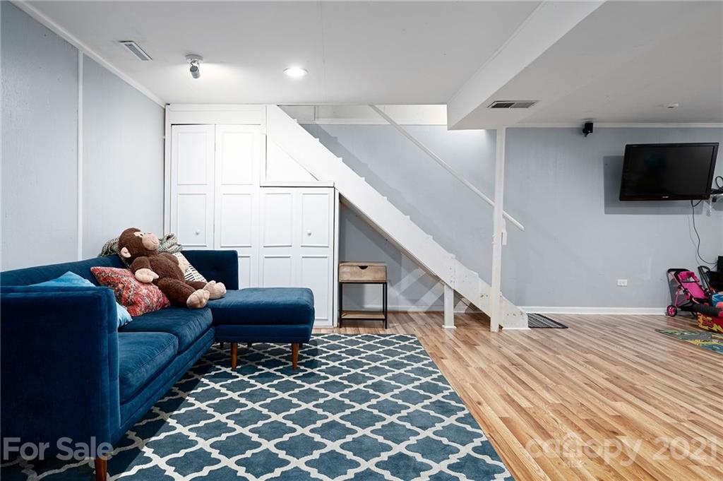 30 Clement Drive Asheville NC 28805