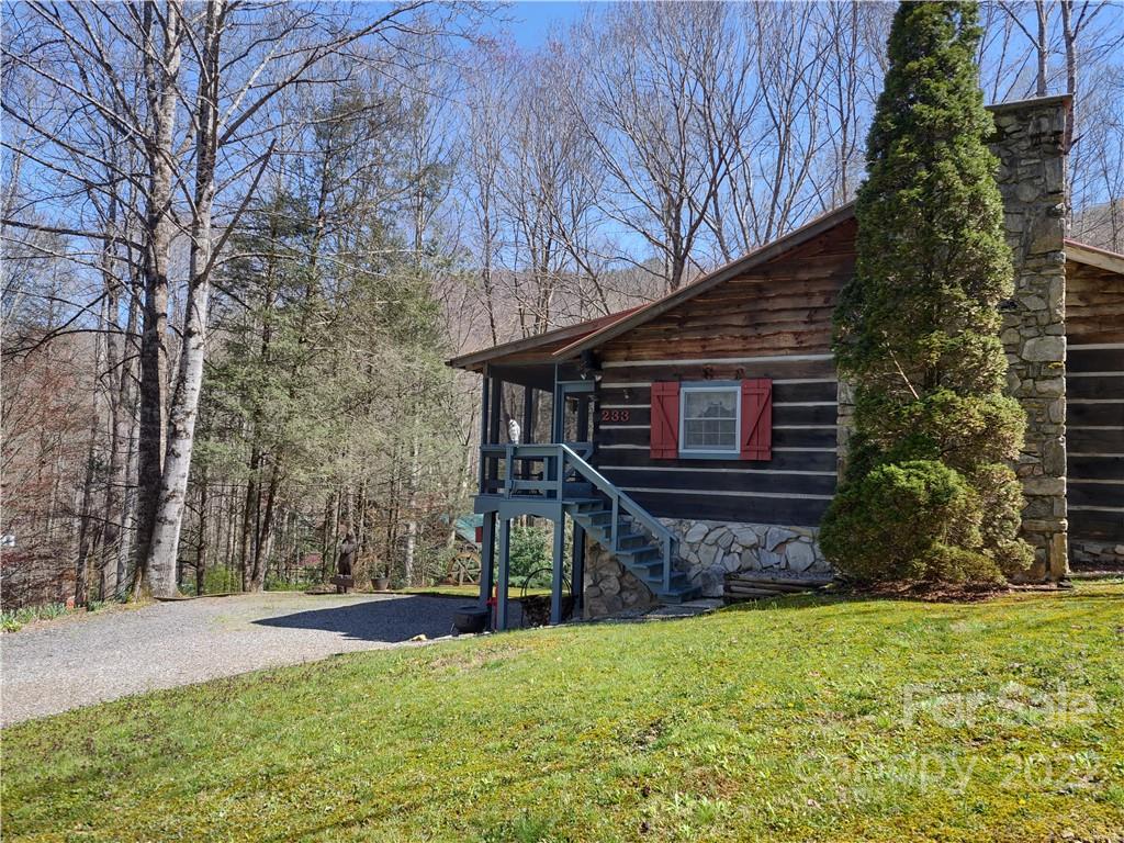 233 Nottingham Road Maggie Valley NC 28751