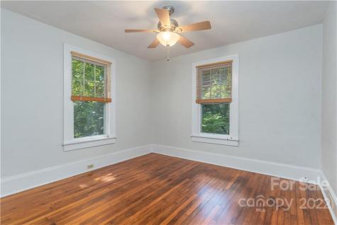 20 Chatham Road Asheville NC 28804