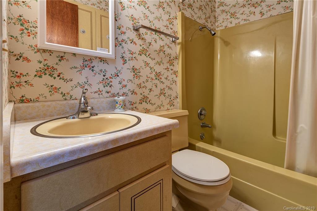 771 Glenn Bridge Road Arden NC 28704