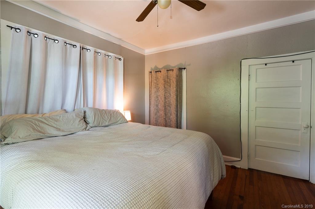 60 Craig Circle Asheville NC 28805