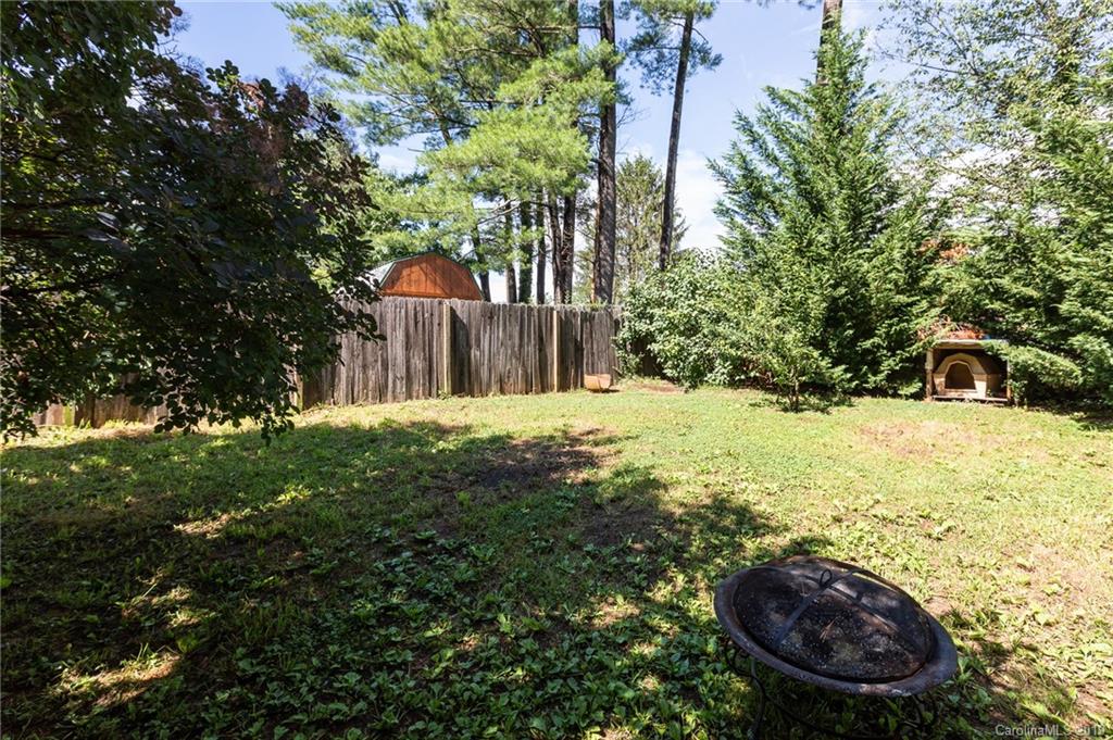 60 Craig Circle Asheville NC 28805