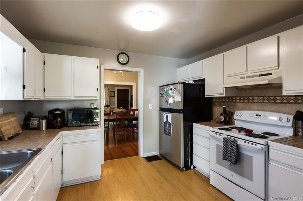 60 Craig Circle Asheville NC 28805