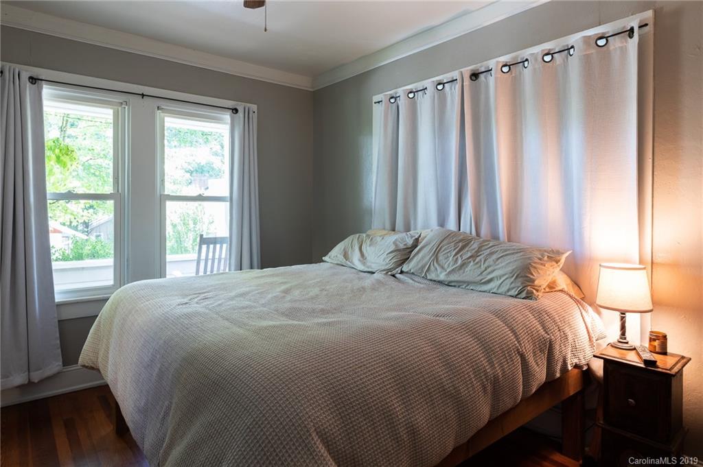 60 Craig Circle Asheville NC 28805