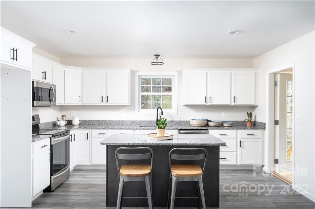 36 Callisto Drive Weaverville NC 28787