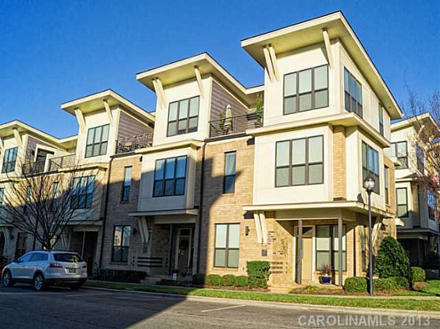 3242 Noda Boulevard Charlotte NC 28205