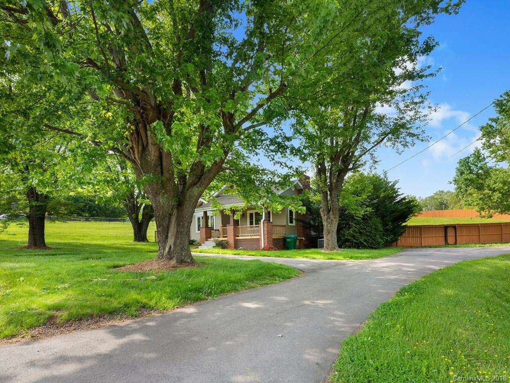 780 Jupiter Road Weaverville NC 28787