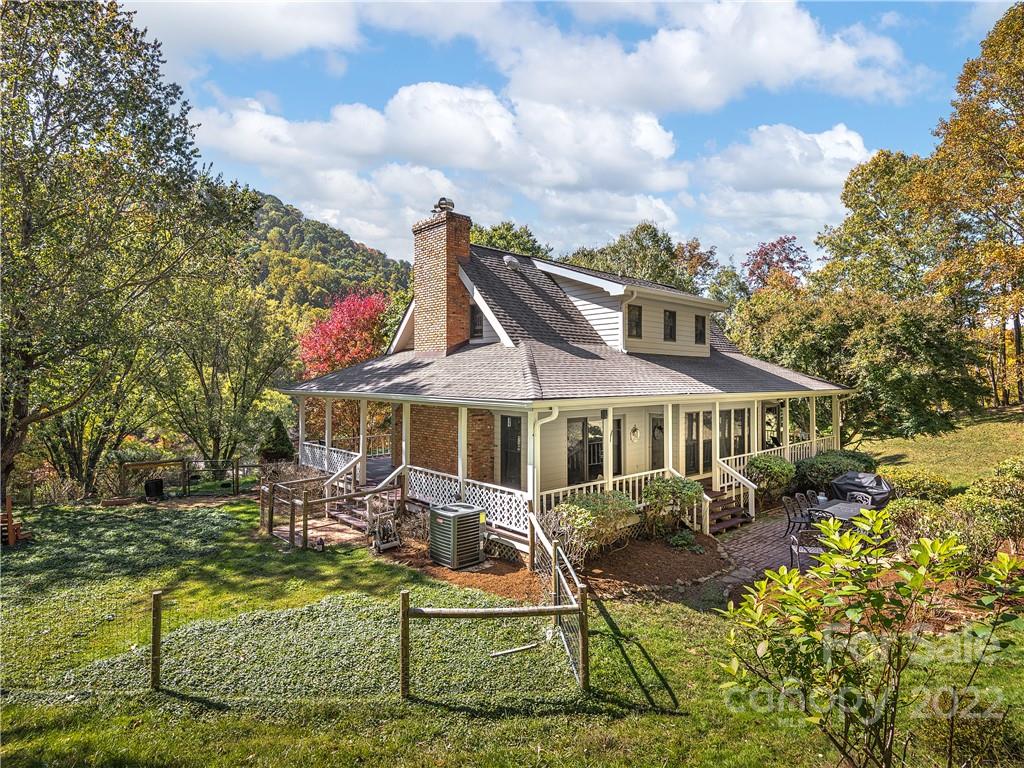 1989 Kims Cove Road Canton NC 28716