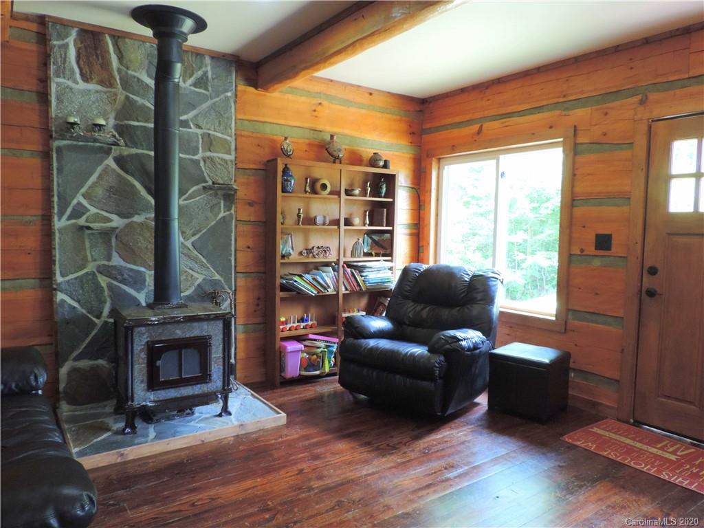 87 Ivy Bluffs Marshall NC 28753