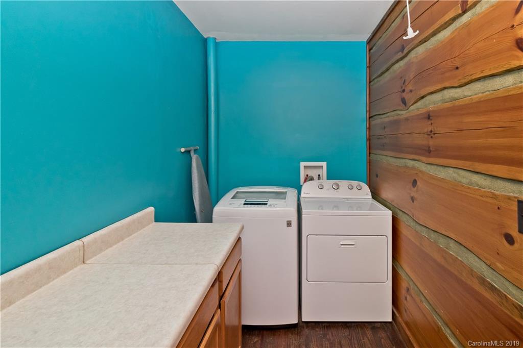 87 Ivy Bluffs Marshall NC 28753