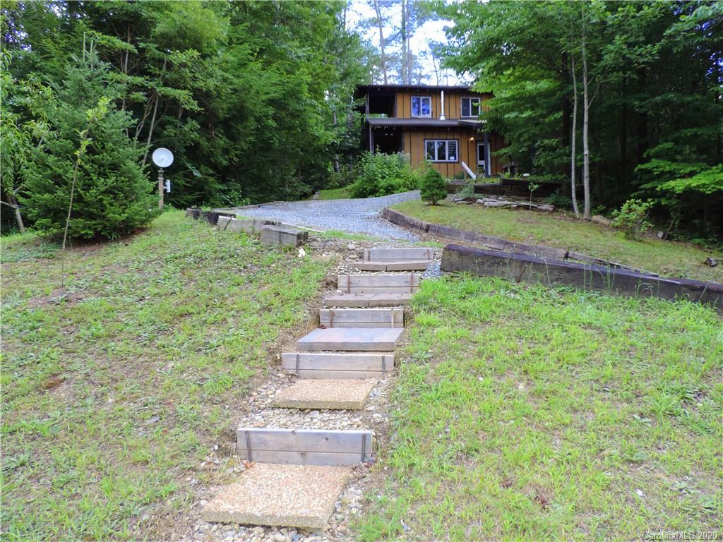 87 Ivy Bluffs Marshall NC 28753