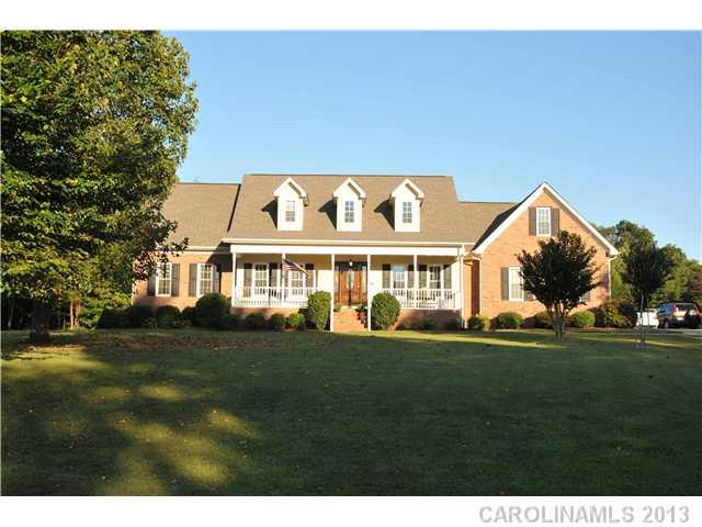 5222 Hickory Knoll Lane Mount Holly NC 28120