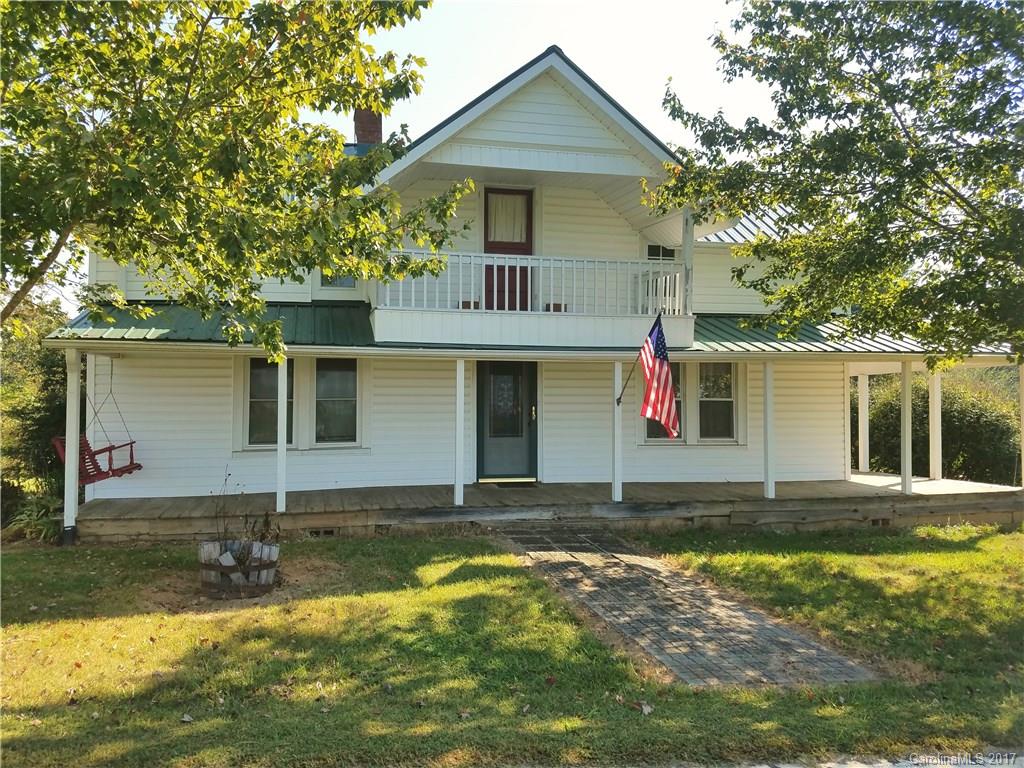 2201 Bull Creek Road Marshall NC 28753