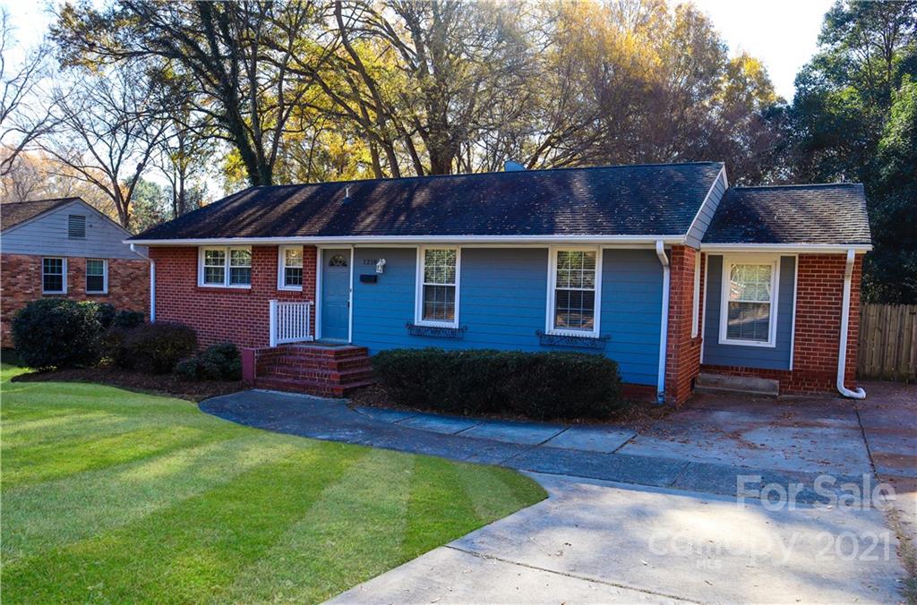 1218 E Woodlawn Road Charlotte NC 28209
