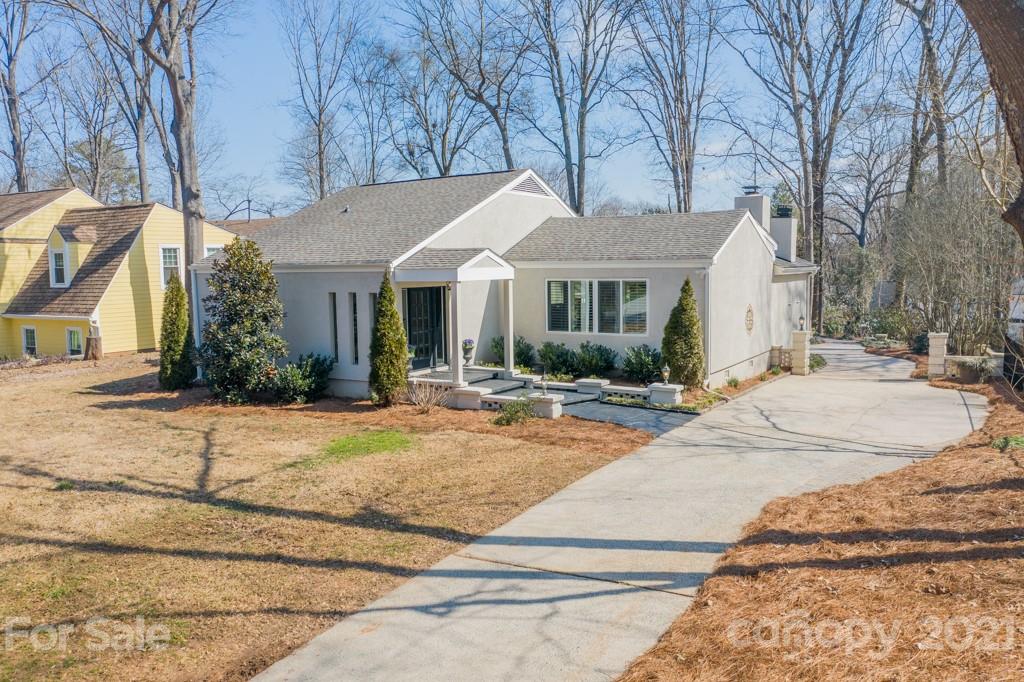1817 Wandering Way Drive Charlotte NC 28226