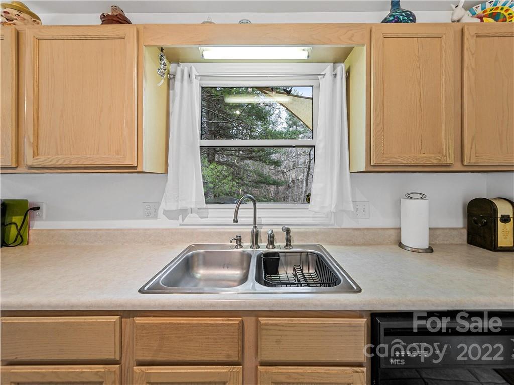 95 Forest Lake Drive Asheville NC 28803