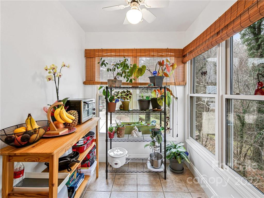 95 Forest Lake Drive Asheville NC 28803