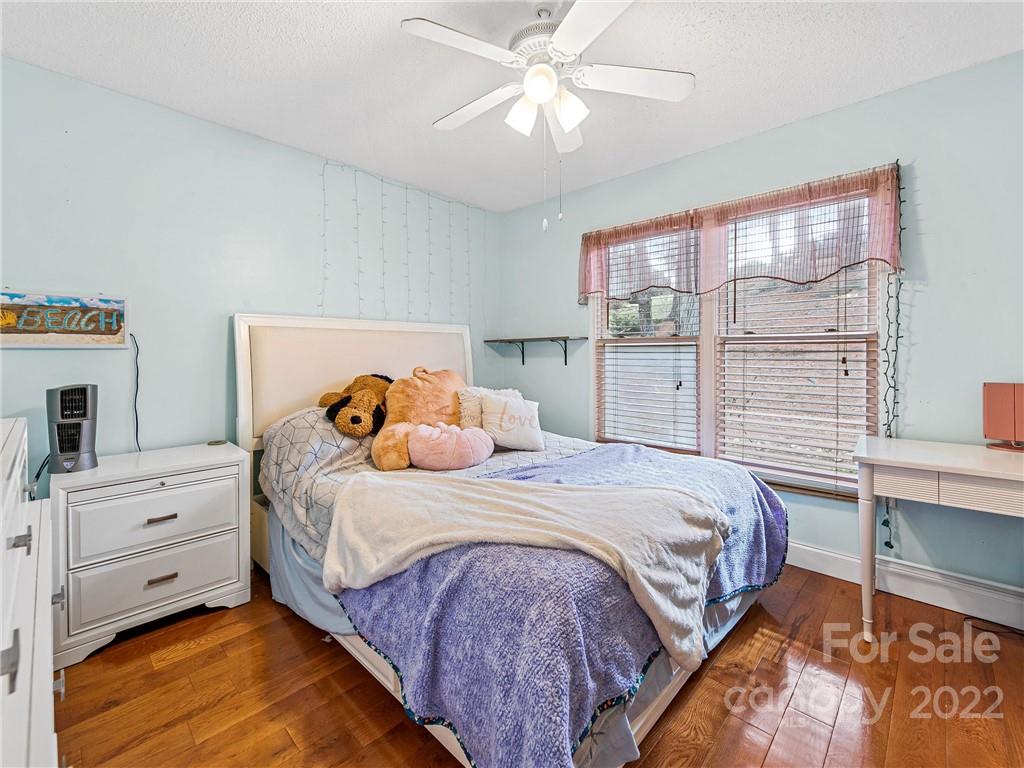 95 Forest Lake Drive Asheville NC 28803
