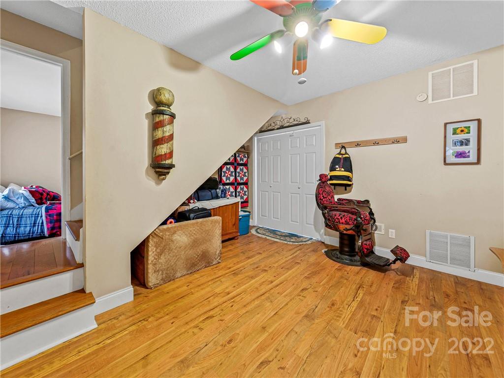 95 Forest Lake Drive Asheville NC 28803