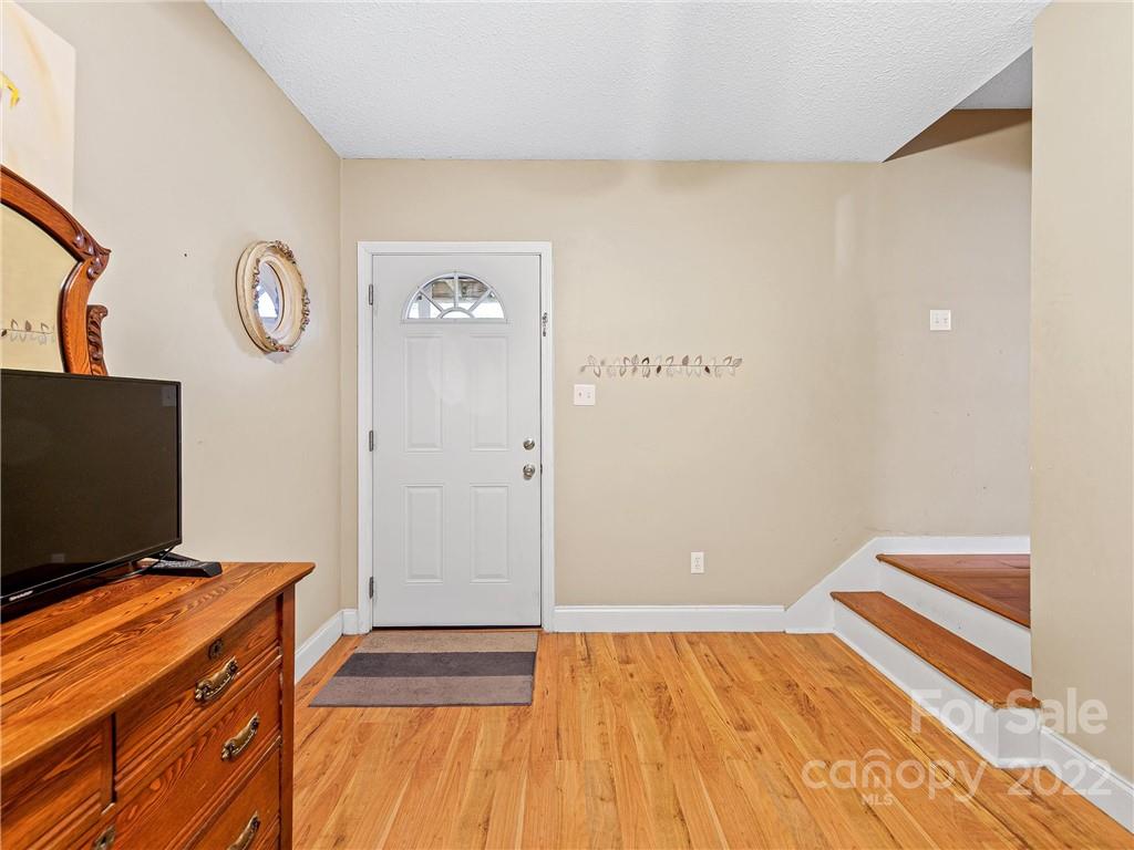 95 Forest Lake Drive Asheville NC 28803