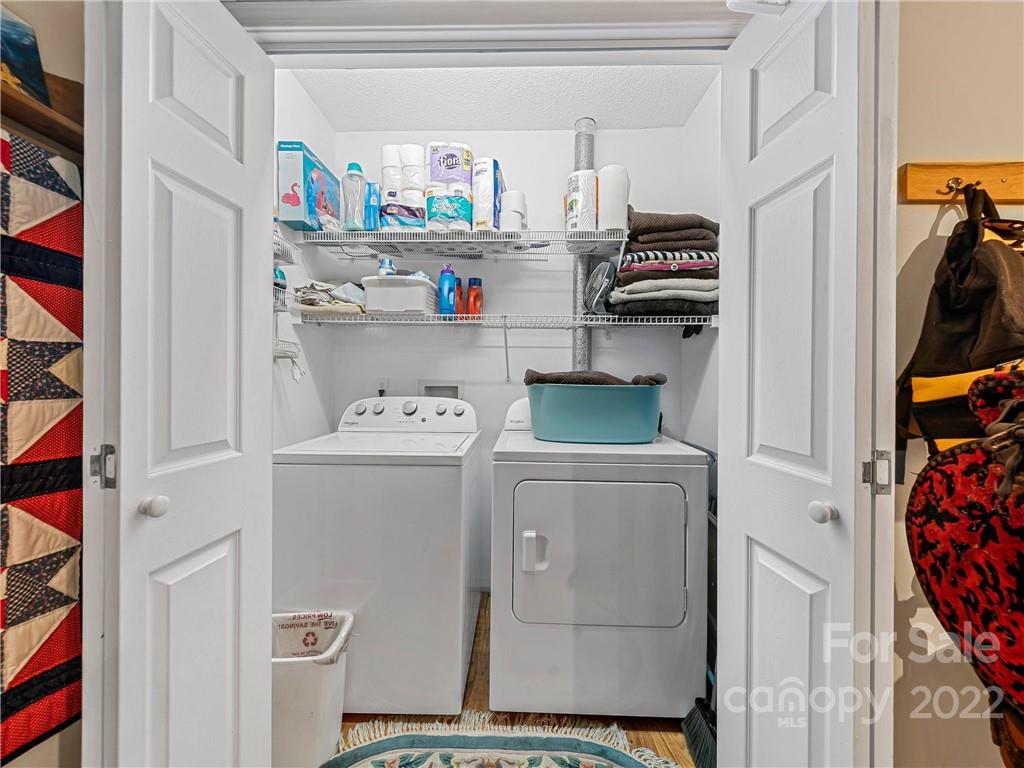 95 Forest Lake Drive Asheville NC 28803