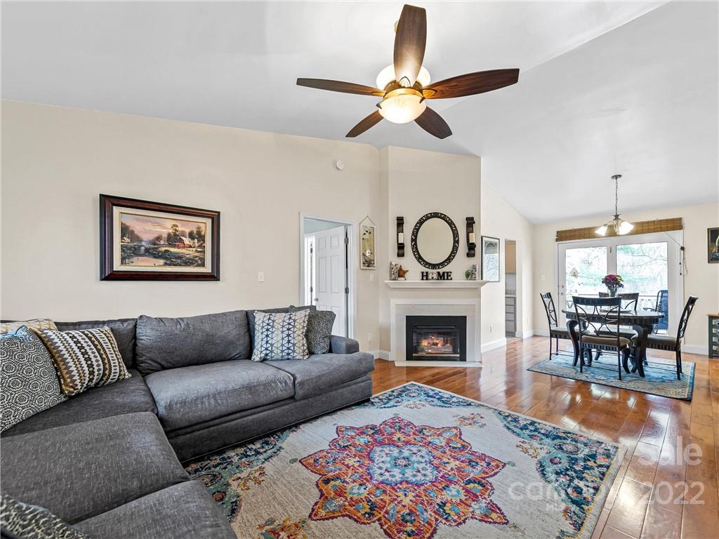 95 Forest Lake Drive Asheville NC 28803