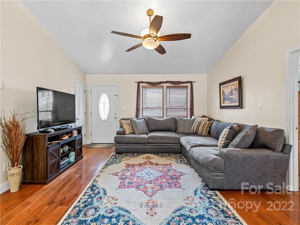 95 Forest Lake Drive Asheville NC 28803