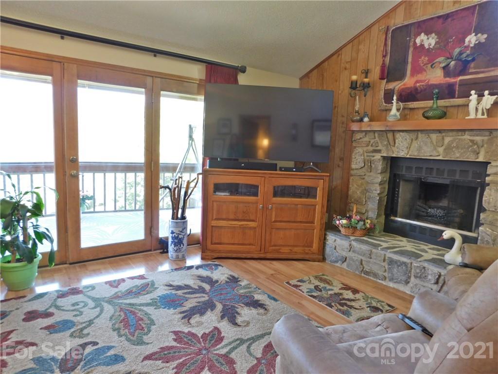 223 Highview Drive Maggie Valley NC 28751