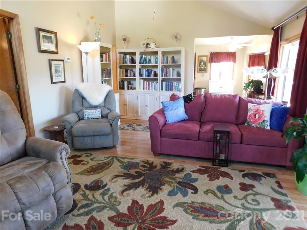 223 Highview Drive Maggie Valley NC 28751