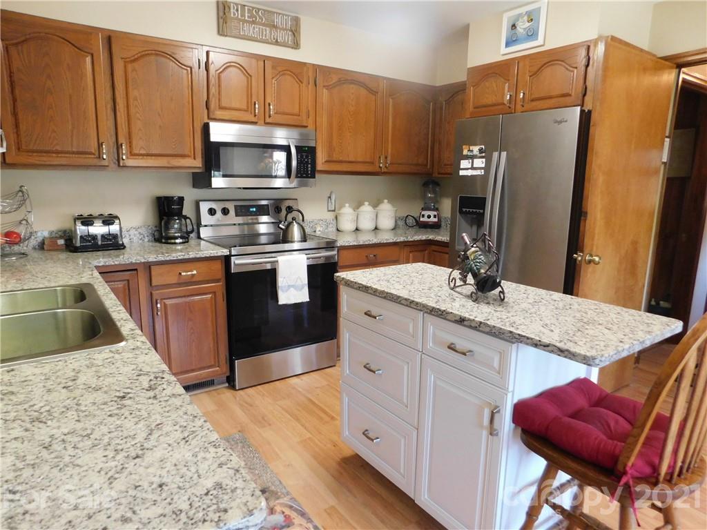 223 Highview Drive Maggie Valley NC 28751