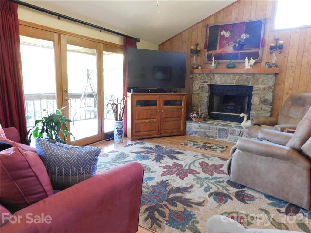223 Highview Drive Maggie Valley NC 28751