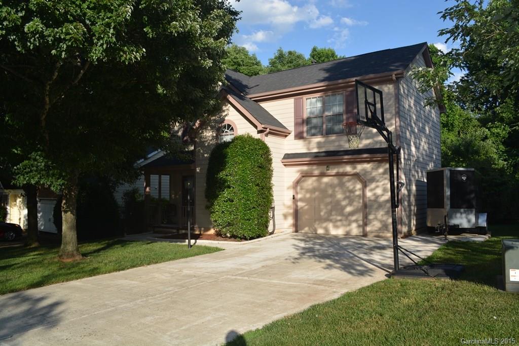 8604 Lockerbie Lane Charlotte NC 28215