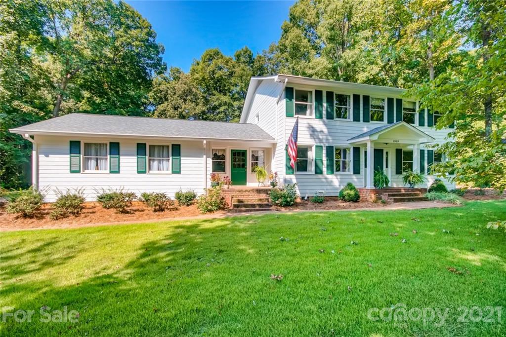 1009 Pierce Avenue Mount Holly NC 28120