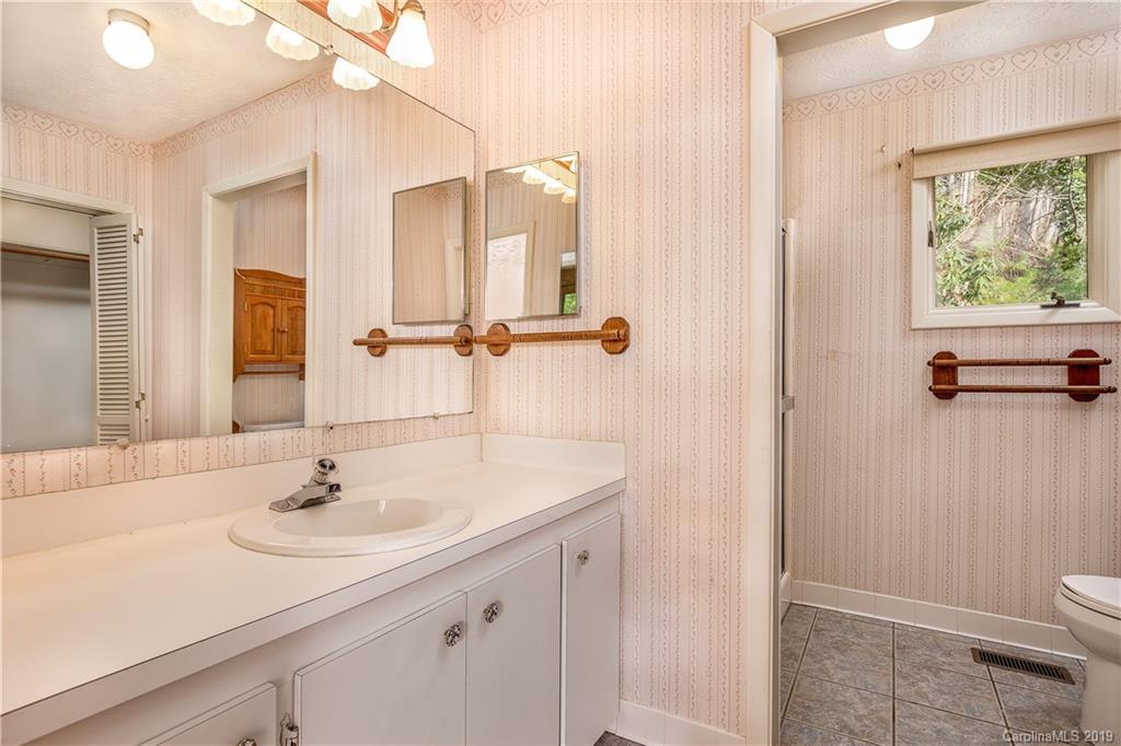 3 Frontier Court Asheville NC 28805