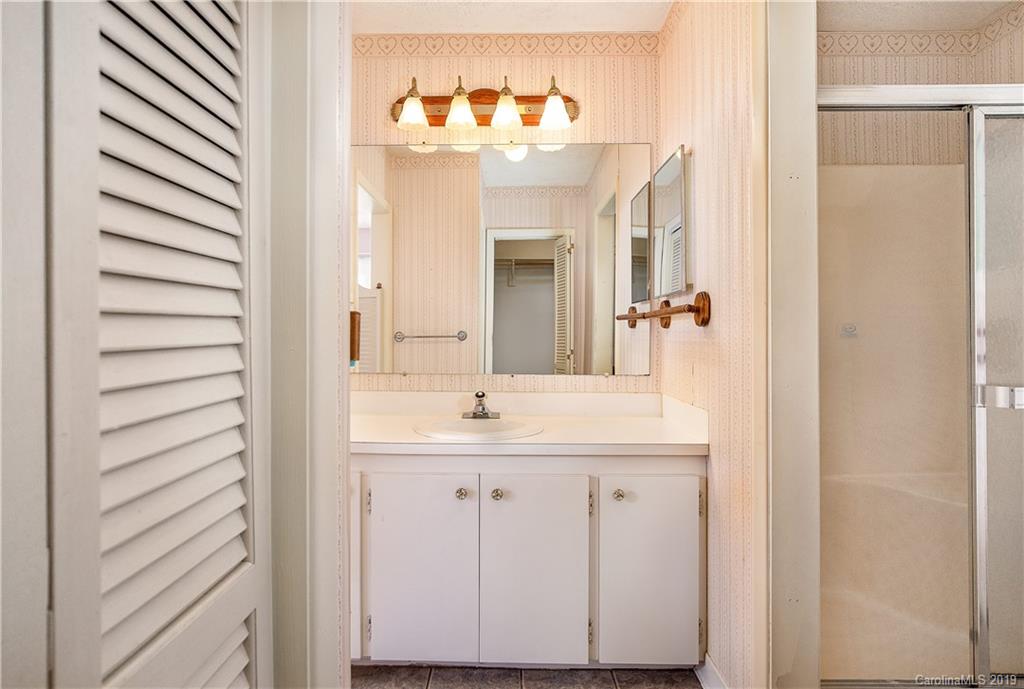 3 Frontier Court Asheville NC 28805