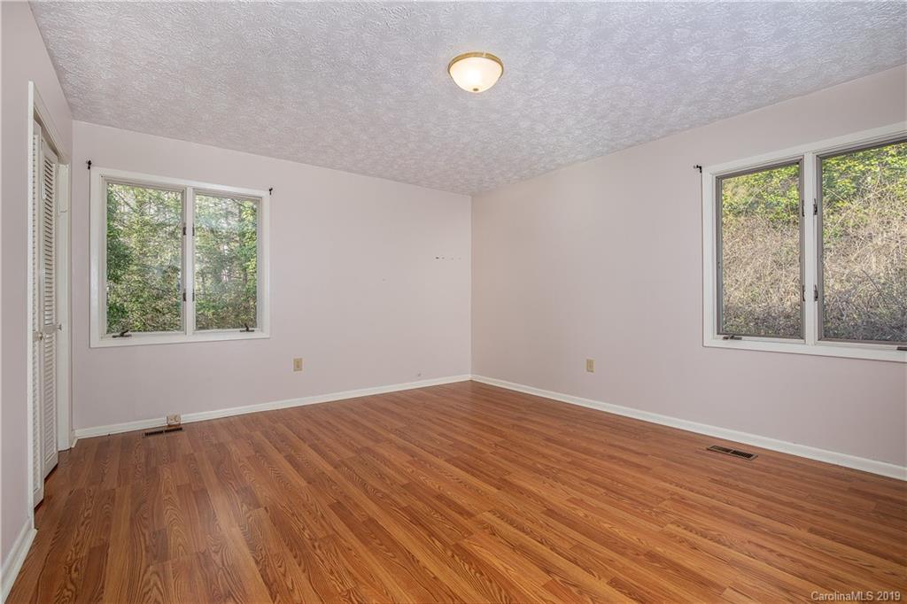 3 Frontier Court Asheville NC 28805