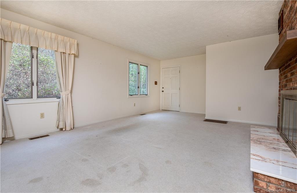 3 Frontier Court Asheville NC 28805