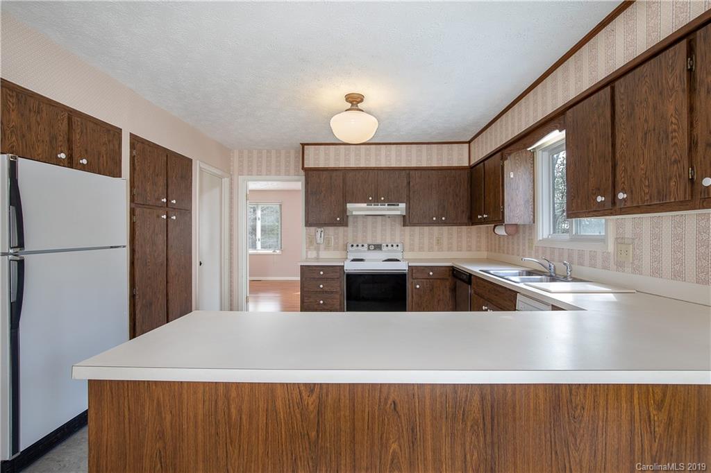 3 Frontier Court Asheville NC 28805