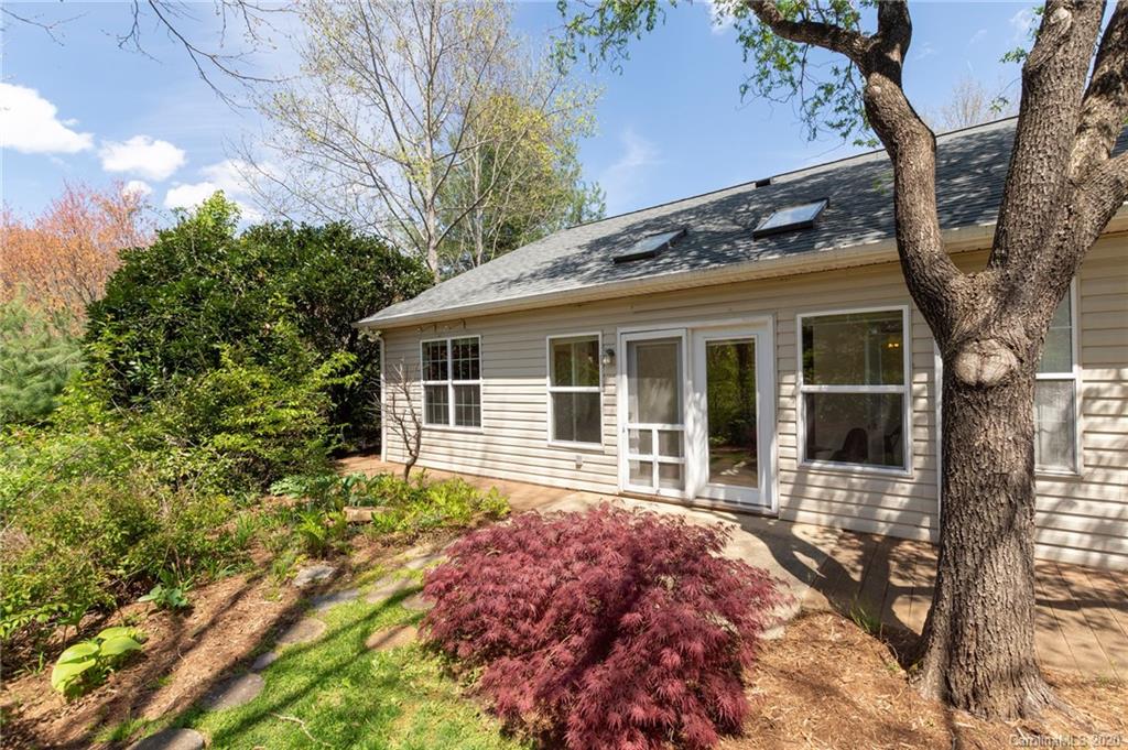 48 Stonebridge Drive Asheville NC 28805