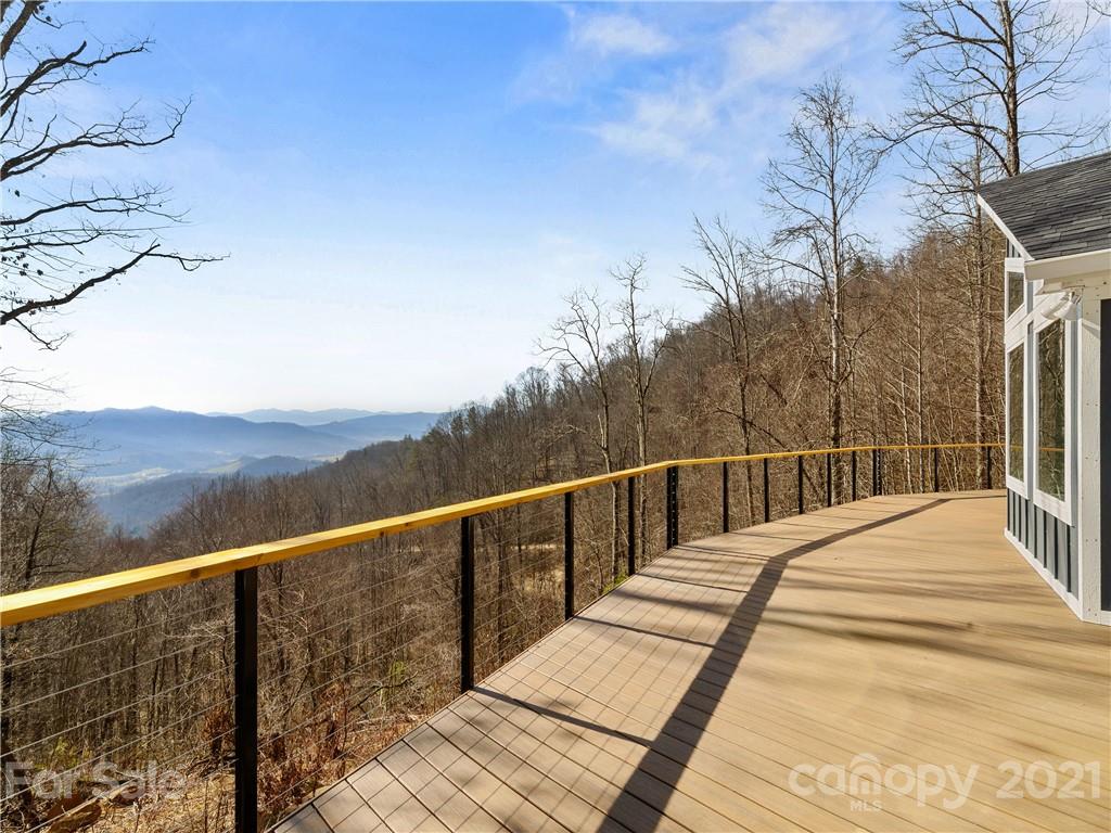 1555 Yonah Trail Waynesville NC 28785