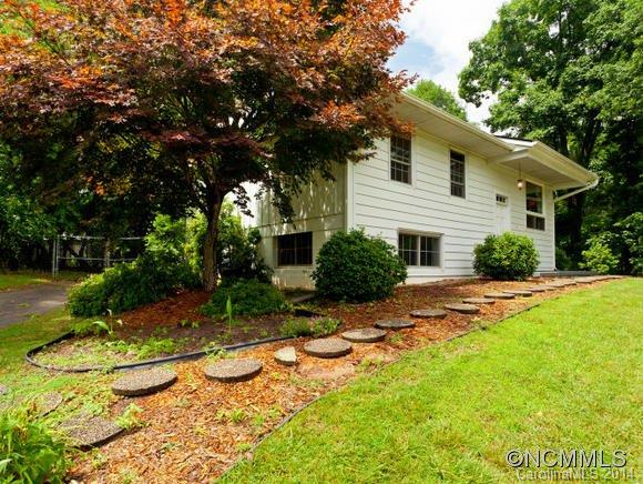 148 Governors View Road Asheville NC 28805