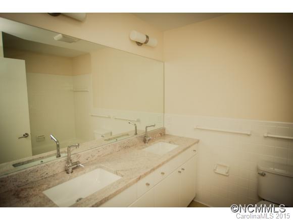 27 Valle Vista Drive Asheville NC 28804