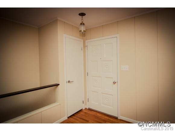 27 Valle Vista Drive Asheville NC 28804