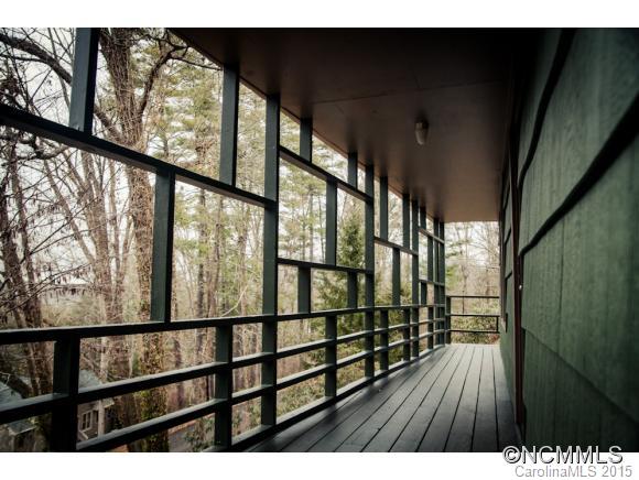 27 Valle Vista Drive Asheville NC 28804