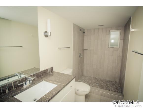 27 Valle Vista Drive Asheville NC 28804