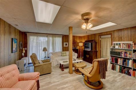 406 Hickory Hill Drive Spruce Pine NC 28777