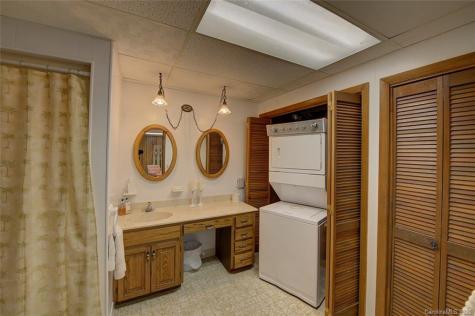 406 Hickory Hill Drive Spruce Pine NC 28777